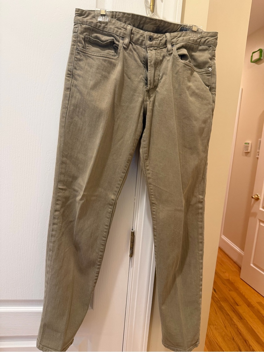 Bonobos Slim Fit Jeans in Khaki